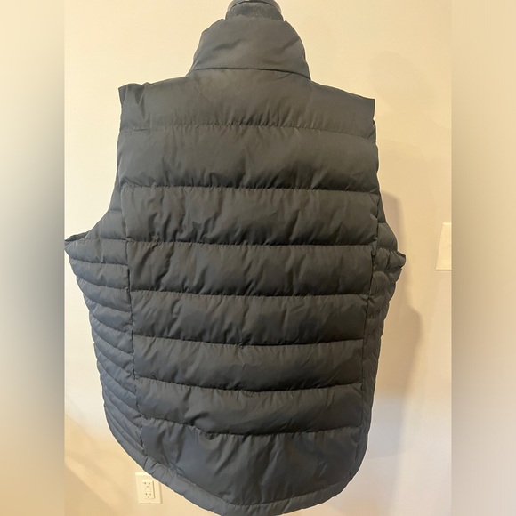 Lands‎ End Men’s size XXL 2XL Black Puffer Vest Winter - Picture 2 of 3